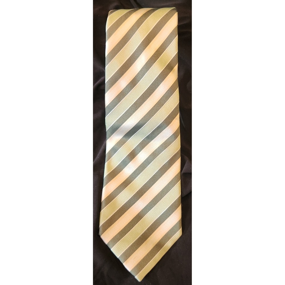 BOSS Hugo Boss Necktie Mens OS Green Striped Excellent Italian Silk Luxury Tie